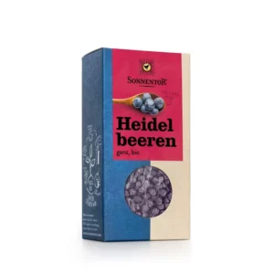 Auf einer Schachtel SONNENTOR BIO HEIDELBEEREN mit der Aufschrift „Heidelbeeren ganz, bio“ sind Blaubeeren abgebildet.