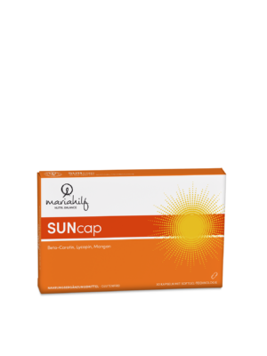 Eine Schachtel mit dem Nahrungsergänzungsmittel SUNCAP mit einem orange gelben Sonnenmotiv. Das Produkt enthält Beta Carotin, Lycopin und Mangan.