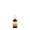 Eine kleine Tropfflasche aus braunem Glas mit der Aufschrift "VITAMIN C 20%* Konzentrierter Aktivstoff in Tropfen" steht aufrecht vor einem schlichten weißen Hintergrund.