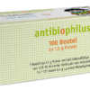 Schachtel „ANTIBIOPHILUS PLV“ mit 100 Beuteln à 1,5g Pulver, mit deutscher Beschreibung, Punktmuster und Schriftbild an der Seite.