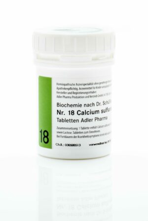Weißes Plastikbehältnis mit der Aufschrift „SCHUESS 18 CA SULFUR D12 ADL“ und Dosierungsangaben, enthält homöopathische Tabletten von Adler Pharma.