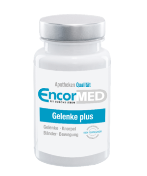 Eine weiße Flasche mit der Aufschrift „GELENKE PLUS KPS ENCORMED“ und blauem Text, ausgerichtet auf Gelenke, Knorpel, Bänder und Bewegung. Das Etikett zeigt „Apothekenqualität“ und ist ISO 22000:2005 zertifiziert.
