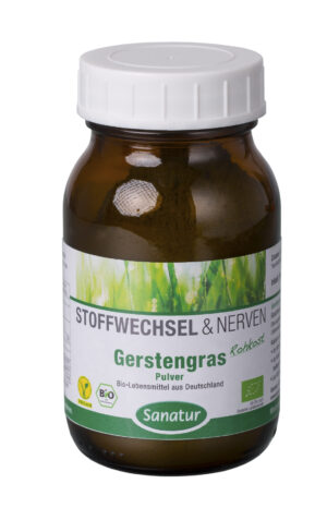 Braune Flasche mit der Aufschrift „GERSTEN-GRAS BIO PLV SANATUR“ und Bio- und Vegansymbolen. Der Verschluss ist weiß und mit einem grünen Grasmotiv verziert. Marke: Sanatur.