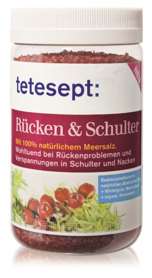 Glas mit TETESEPT RÜCKEN+SCHULT SALZ Badesalz, angereichert mit Wintergrün- und Korianderöl zur Linderung von Rücken- und Schulterbeschwerden.