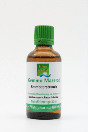 Eine 50ml Flasche GEMMO MAZERAT BROMBEERSTRAUCH PHYTOPHARMA, ein alkoholischer Extrakt aus dem Brombeerstrauch von Phytopharma GmbH.