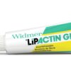 Die LIPACTIN GEL-Tube von Widmer gegen Fieberblasen verfügt über ein grün-gelbes Design mit mehrsprachigem Text.