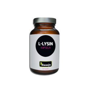 Eine braune Flasche mit weißem Hintergrund und der Aufschrift „L-LYSIN KPS 500MG HANOJU“ mit 90 Kapseln.