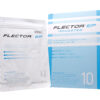 Die FLECTOR EP PFL-Verpackung umfasst ein silbernes Sachet und eine blaue Schachtel, die mit weißem Text und Designelementen verziert ist.