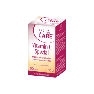 Die Verpackung von „META CARE VIT C KPS“, einem Nahrungsergänzungsmittel mit Holunderbeerenextrakt, enthält 60 Kapseln à 30g, mit Beschriftung in deutscher Sprache.
