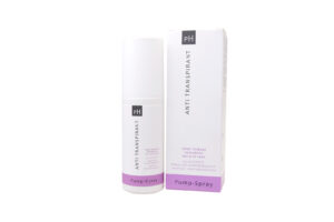 Weiße Flasche und Schachtel PH-ANTITRANSP PU-SPRAY mit violetten Akzenten, Aloe Vera und der Kennzeichnung „aerosolfreies Deodorant“.