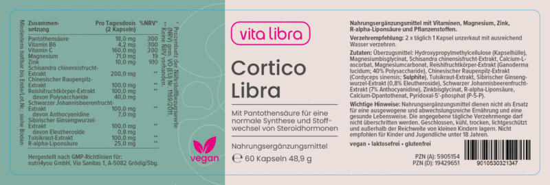 Etikett für das Nahrungsergänzungsmittel Cortico Libra von Vita Libra mit Angaben zu Inhaltsstoffen, Nährwerten, Anwendungshinweisen und veganer Zertifizierung in deutscher Sprache. Etikett für das Nahrungsergänzungsmittel Cortico Libra von Vita Libra mit Angaben zu Inhaltsstoffen, Nährwerten, Anwendungshinweisen und veganer Zertifizierung in deutscher Sprache.
